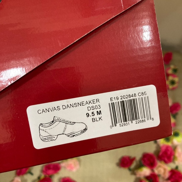 Capezio Canvas Dansneaker DSO3, size 9.5 - ONE OF A KIND! - Picture 11 of 17